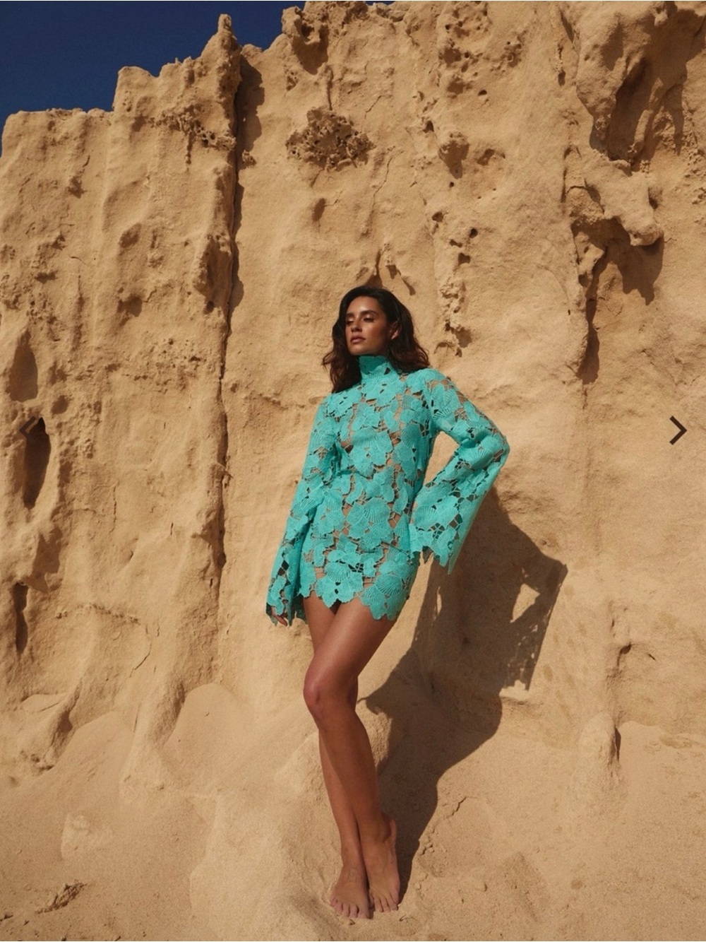 NWT Selea TURQUOISE
SHELL EMBROIDERY DRESS